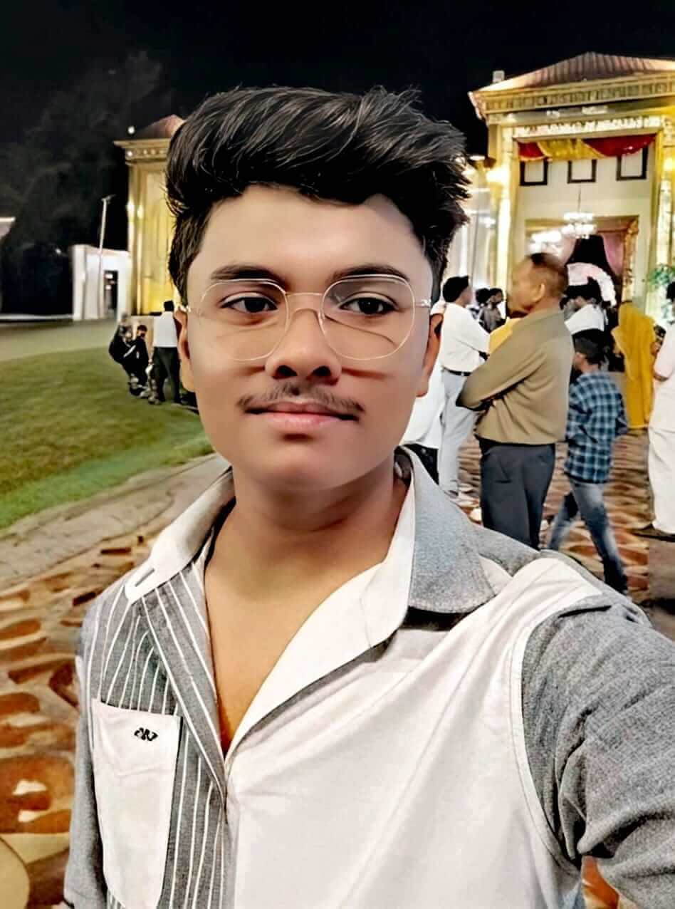 Yash Photo